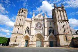poitiers cathédrale